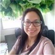 Profesora de español para hablantes de inglés y profesora de diseño gráfico y web
