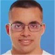 Licenciado en Historia con un C1 en inglés, trabajador, curioso, buen lector. 