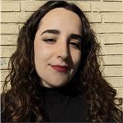 Traductora e intérprete con combinación lingüística FR,EN > ES