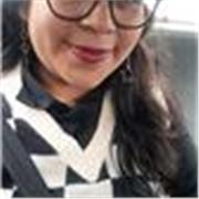 Docente de inglés que imparte a niños y adolescentes