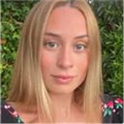Maestra de Educación Primaria y Podóloga