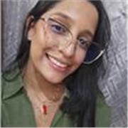 Diseñadora Gráfica con experiencia en Adobe Illustrator