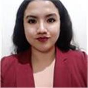 Profesora que imparte clases de historia en todos los niveles educativos