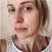 Former school teacher, yoga teacher and qualified coach with experience supporting young people manage academic stress