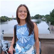 Neuroscienec undergraduate student // Experience in personalised lesson-planning // Language tutor in Mandarin Chinese or English.