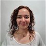 Maestra de yoga. RYT-200 y múltiples certificaciones