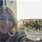 Experta Contable vinculada al mundo empresarial con larga trayectoria profesional 