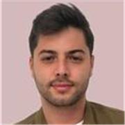 Profesor de ciencias que imparte clases para alumnos de ESO y Bachillerato