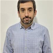 Profesor de Historia, Ciencias Sociales, Ciudadanía, Sociedad y Estado del CBC. Con 13 años de experiencia en la docencia