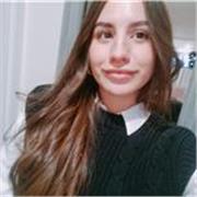 Joven con ganas de enseñar inglés a los más pequeños 