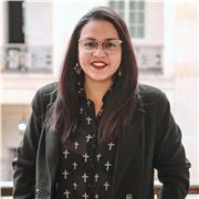 Profesora de ciencias sociales, derecho y Ciencia política