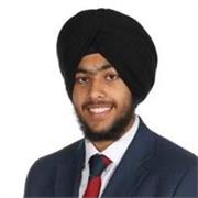 An A* STEM specialist tutor and future Aerospace Engineer ready to get your child the help they need in GCSEs and A-levels