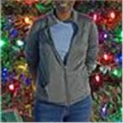 I'm an experience English teacher who enjoys customizing lessons for the student. I'm  encouraging and my lessons are creative.