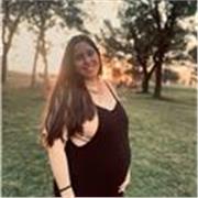 Profesora de educación primaria, especializada en psicología y sociologia