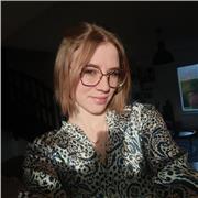 Besoin d'aide en Français, en histoire ou en anglais ? Niveau primaire, collège ou lycée, je serai ravie de vous apporter mon aide