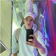 Ich biete Nachhilfe für Schüler im Bereich der Mathematik für Preise von 20 die Stunde an