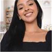 Psicóloga con experiencia en la orientación y dictado de clases en diversas áreas del conocimiento