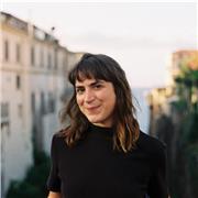 English teacher gives cheap classes to all level students