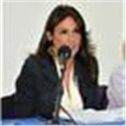 Stefania - Professoressa per lezioni di diritto - preparazione solida - lezioni online