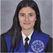 Profesora de Inglés, lengua y más asignaturas imparte clase a alumnos de colegio o instituto