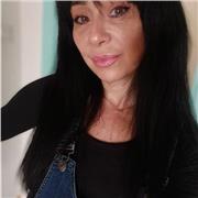 Profesora titulada desde 1996, con experiencia en educación infantil y primaria durante 23 años.