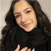 Étudiante en Bachelor Communication et Stratégies Digitales, propose des cours de soutien de français, pour les  collégiens.
