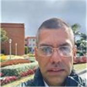 Nativo de Colombia, enseño el idioma español correctamente, un gran propósito te espera... Ánimo