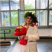 Sono Alessia Cappiello laureata in lettere moderne con esperienza nell'insegnamento e nella didattica personalizzata