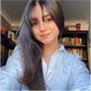London-raised fluent English speaker and medical student