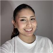 Soy una persona dinámica y extrovertida con gran capacidad para enseñar 