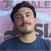 Neolaureato in scienze giuridiche impartisce lezioni su tutte le materie umanistiche