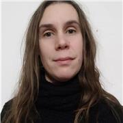 Educatrice professionale, laureanda in scienze pedagogiche.
Ho svolto oltre dieci anni di assistenza scolastica a bambini con difficoltà di apprendimento e con disabilità di diverse gravità. Sono terapista ABA, in continuo aggiornamento professionale