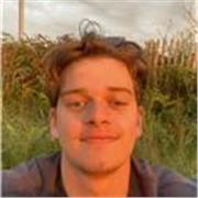 Prof en Histoire, Géographie, Géopolitique, Science Politique. Je suis en Licence d'Histoire parcours Science Politique. 