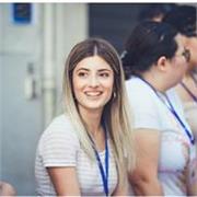 Sono una studentessa di farmacia all’ultimo anno e sono disponibile per lezioni di chimica organica e generale