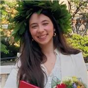 Laureata in Lettere moderne offre ripetizioni in materie umanistiche per studenti delle medie e del liceo