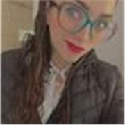 Pedagoga con especialidad en el idioma inglés, imparte clases con base a las necesidades de cada estudiante