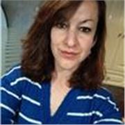 Profesora de idiomas con más de diez años de experiencia.