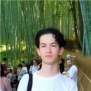 Soutien scolaire dans toutes matière, bac mention très bien de 17 ans en spé SVT, et math. Bilingue français, japonais, C1 anglais