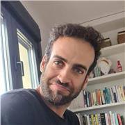 He dado clases de apoyo durante casi 10 años entre alumnos de la ESO, Bachillerato y Grado Universitario