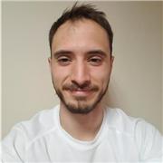 Profesor de fisioterapia apto para todos los cursos.