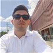 Profesor de matemáticas multifacético en física , química o electronica