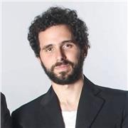 Insegnante di chitarra per chi vuole imparare divertendosi e ottenendo risultati in breve tempo