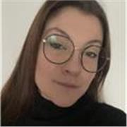 Offro lezioni di lingua italiano ed inglese in presenza ed online. Comprovata esperienza nell'ambito educativo e dell'insegnamento linguistico
