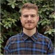 Certified English tutor teaching online or face-to-face
