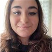 Ciao, sono Emanuela, ho 21 anni e studio in una scuola serale. Per mancanza di tempo non ho mai avuto occasione di poter insegnare, spero di poterti essere d’aiuto?