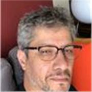 Professeur d'art et design graphique aide au développement de la créativité

