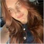Laureata in biologia, studentessa di medicina