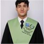 Graduado en CAFE y UEFA C con mas de 5 años de experiencia entrenando a distintos niveles y edades