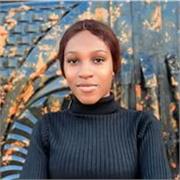 Patient English tutor helping students build confidence in speaking