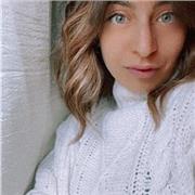 Laureata in lingue moderne, disponibile per lezioni di inglese e spagnolo (prossima alla certificazione C1 inglese già riconosciuta dall’università e in possesso di certificazione C2 spagnolo)